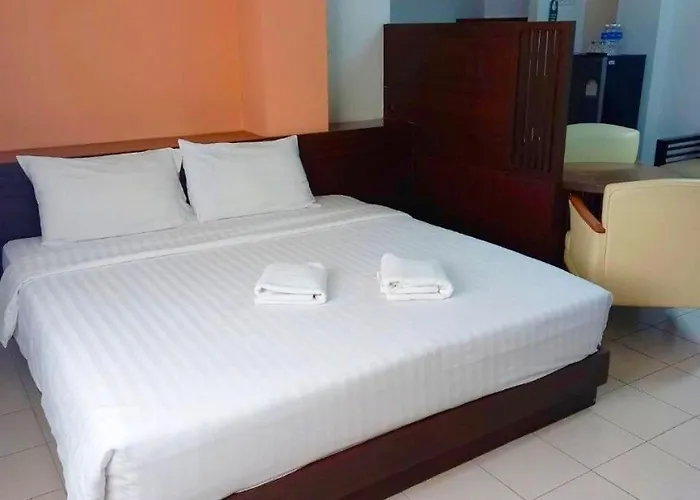 Apartahotel Bella B เบลล่า บี พลัส 2*