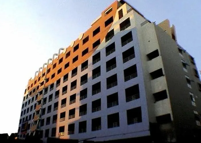 Apartahotel Bella B เบลล่า บี พลัส 2*